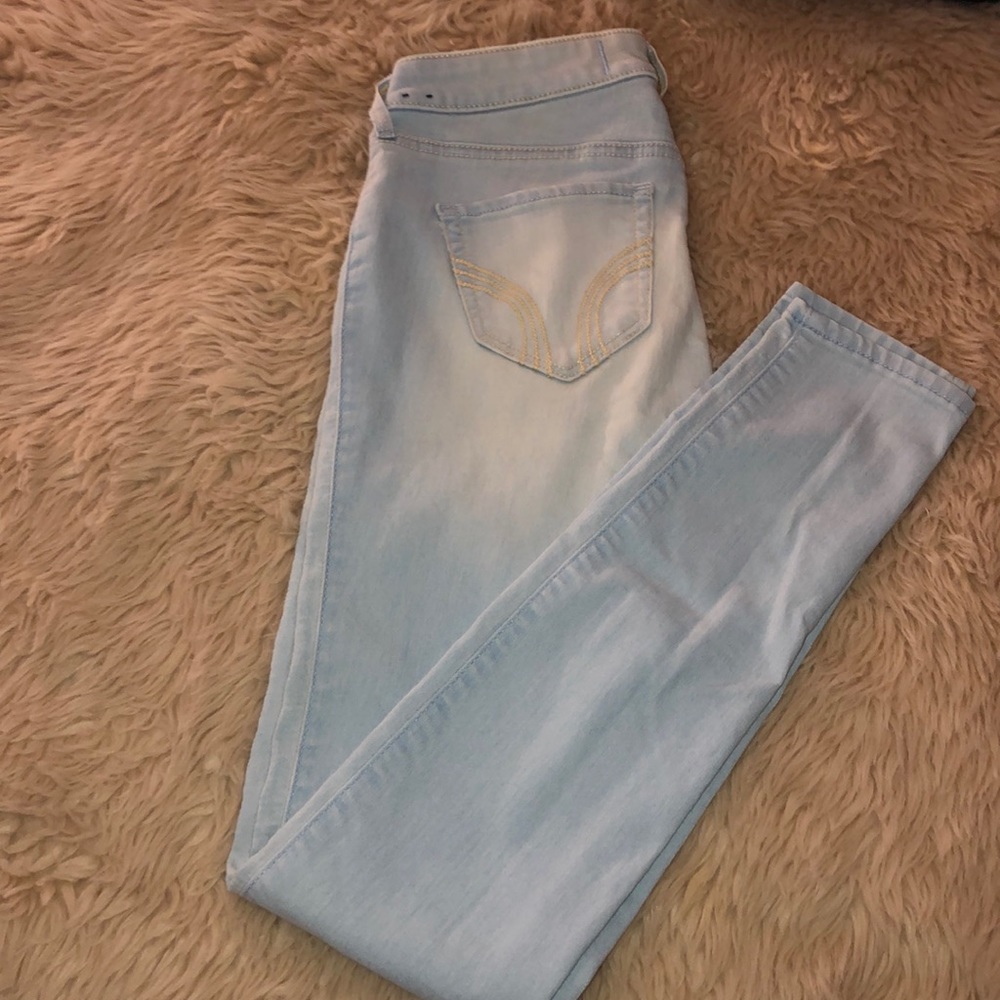 Light wash jeans